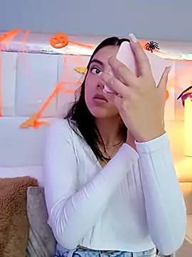 Julie Bennet online show from October 23, 4:07 am