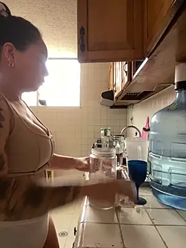 HealingHoney online show from March 15, 3:58 pm