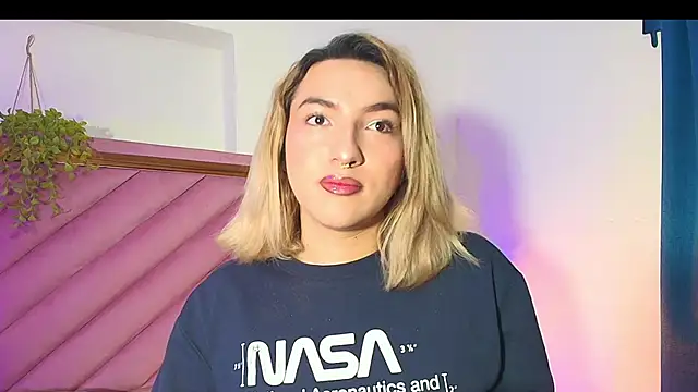 TomLondon  online show from November 5, 1:49 pm