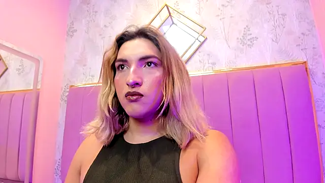 TomLondon  online show from December 3, 7:05 pm