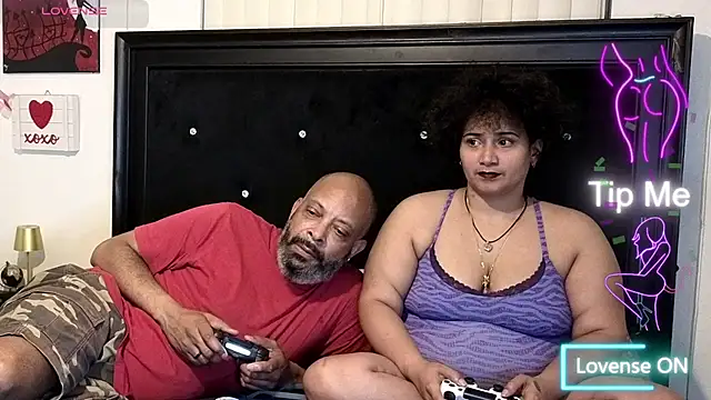 MrAndMrsCrook online show from February 5, 1:30 am