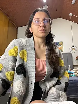 karlamorris  online show from February 11, 1:34 pm