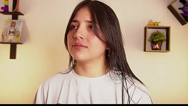 Snapshot of Sophy_SmileSweet chatting on September 15, 11:18 am Sophy SmileSweet online show from September 15, 11:18 am