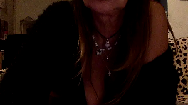 gildamilf online show from October 21, 7:18 pm