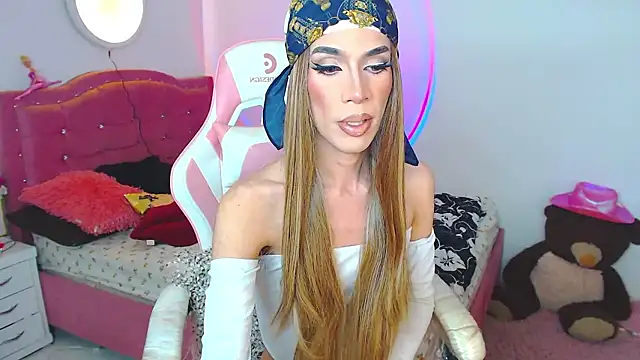 camila hootie online show from January 12, 9:20 pm