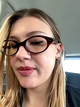 RinaCat online show from September 23, 5:16 am