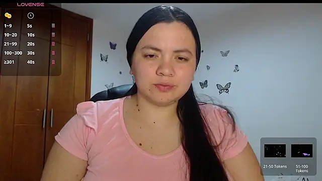 Snapshot of Sarahros1 chatting on October 16, 3:31 am Sarahros1 online show from October 16, 3:31 am