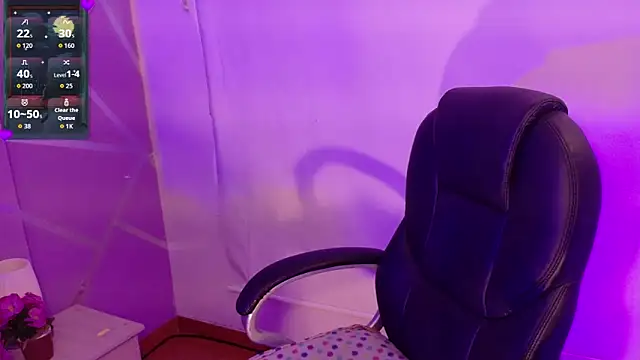 ANNE HONEY55 online show from March 17, 9:08 pm