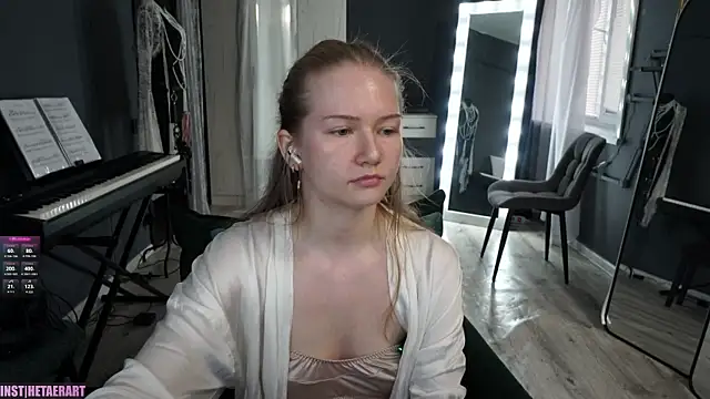 Alexandra Demore online show from June 21, 7:29 pm
