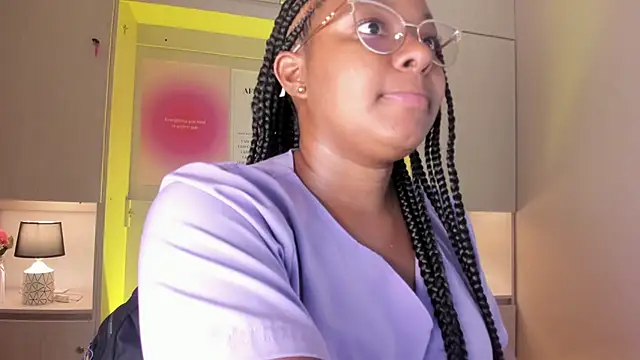 tamaraa smiith online show from February 16, 7:36 pm