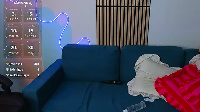 Aisha Riley online show from February 4, 4:21 pm