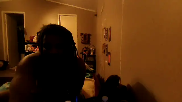 EbonyFetishQueen online show from March 11, 4:17 am