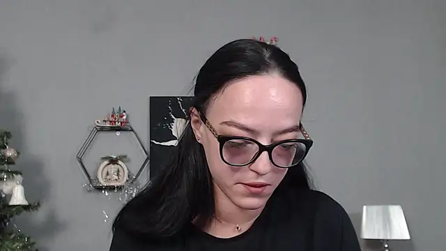 IzabelllNoir online show from December 18, 11:04 am