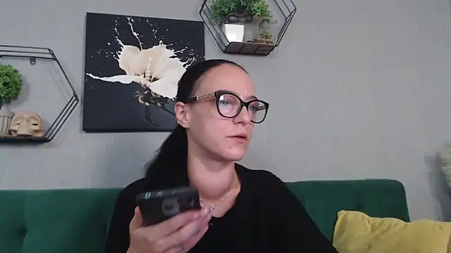 IzabelllNoir online show from October 8, 11:47 am