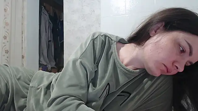  JustmeHere  online show from March 19, 9:24 am