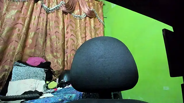 Brenda Smith69 online show from October 1, 3:33 am