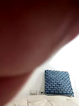 Snapshot of jamilaross chatting on September 18, 9:13 pm jamilaross online show from September 18, 9:13 pm