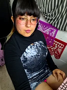 Derry Cooper online show from November 5, 2:50 am