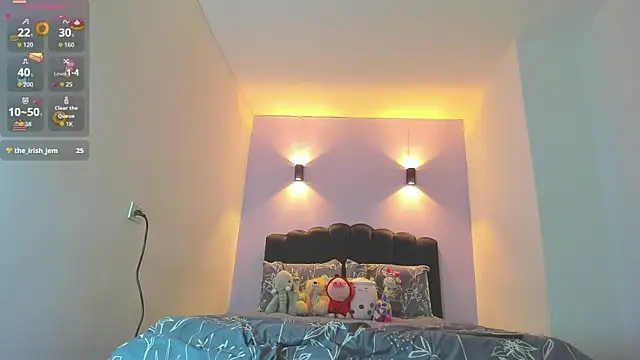 Sofia Clauss  online show from October 24, 5:03 am