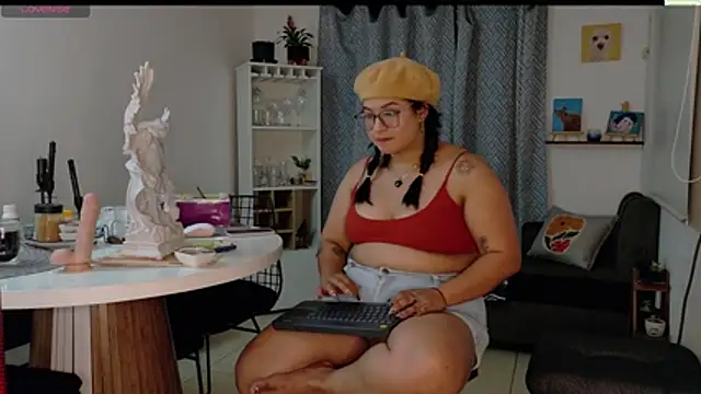 mollyshake1 online show from November 27, 7:00 am