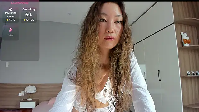 KatyxGold online show from April 10, 7:25 am