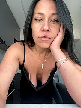 Snapshot of CuteNata chatting on September 25, 11:09 am CuteNata online show from September 25, 11:09 am