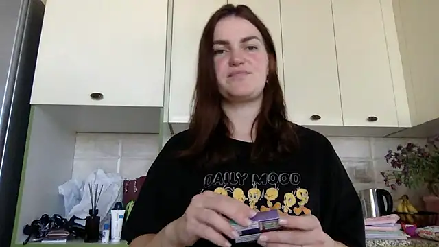 Karolina llove online show from September 21, 9:41 am