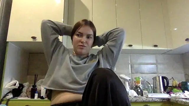 Karolina llove online show from October 1, 8:47 pm