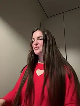 Karolina llove online show from December 5, 8:32 pm