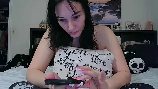 CrystalLakeXO online show from October 12, 6:27 am