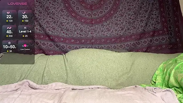 GlitterKitty108 online show from February 11, 12:14 am