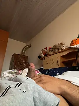 emea4 online show from December 20, 7:45 am