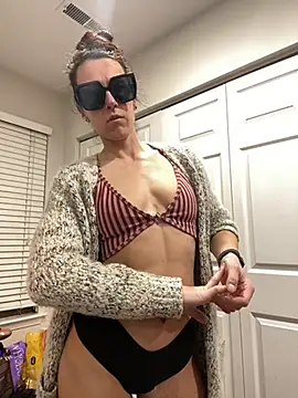 mrs  unknown online show from March 4, 2:40 am