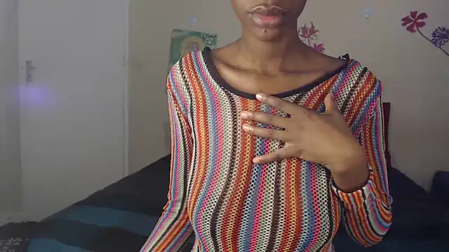 Blacktittiex02 online show from October 20, 7:17 pm