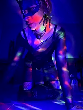 kandyloves online show from October 31, 7:12 am