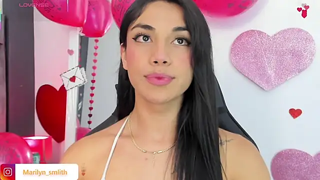 MarilynSmIith online show from February 14, 1:13 pm