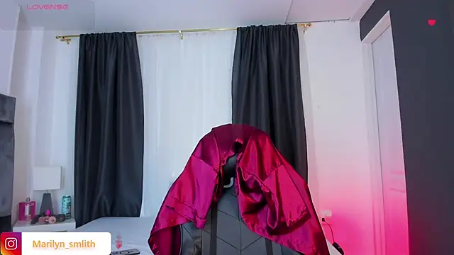 MarilynSmIith online show from September 12, 11:39 am