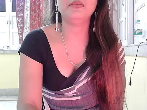 Model-Tanya online show from November 9, 5:31 pm