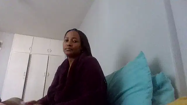 BabeAssXX online show from April 19, 7:52 am