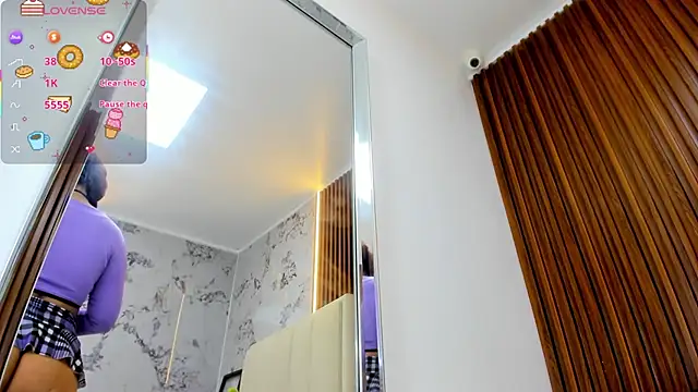 MADISON ROWAN1 online show from September 18, 3:16 am