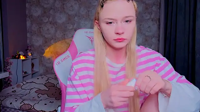 Milia Parker online show from March 23, 12:50 am