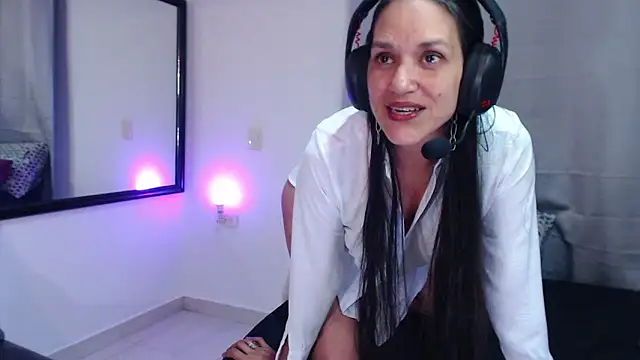 diosa78afrodita online show from March 24, 2:39 am