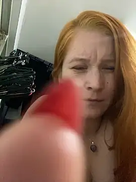 Snapshot of AllisonRoberts_ chatting on September 21, 11:14 pm AllisonRoberts online show from September 21, 11:14 pm
