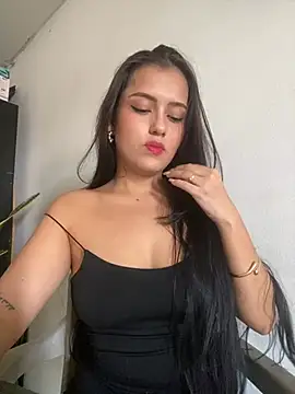 AbbyMillerrr online show from April 27, 8:39 pm