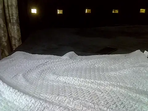 Its tyra online show from November 24, 7:16 pm