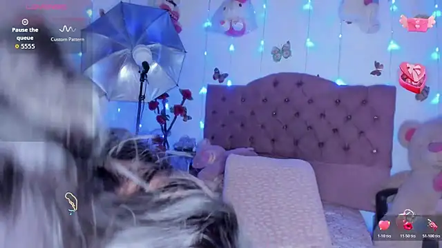 Dana Jeins online show from March 18, 6:24 pm