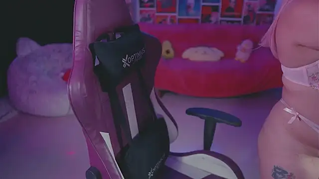 sensualkattt online show from November 21, 2:02 am