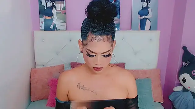 Amanda bigx online show from April 12, 8:00 pm