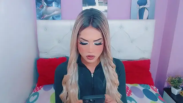 Amanda bigx online show from March 15, 6:15 am