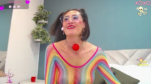 SharisWillian online show from November 1, 5:00 am